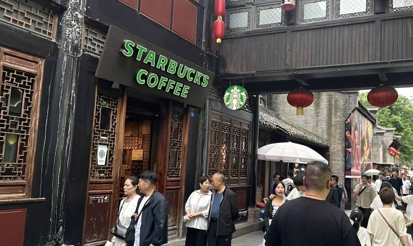 Xu hướng 'bán mình' của các thương hiệu quốc tế ở Trung Quốc