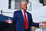 Ông Trump 'ra giá' để giảm thuế: EU phải mua 350 tỷ USD năng lượng, Nhật Bản và Hàn Quốc cần tăng nhập LNG
