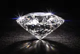 Vì sao có giá đắt đỏ nhất, nhưng kim cương không được chọn để đầu tư?