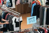 Doanh nghiệp dệt may Việt nói gì về mức thuế quan mới của ông Trump?