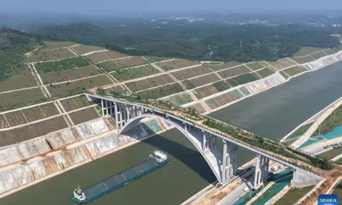 Trung Quốc mở kênh đào dài 134km ở Quảng Tây, nối sông với Biển Đông