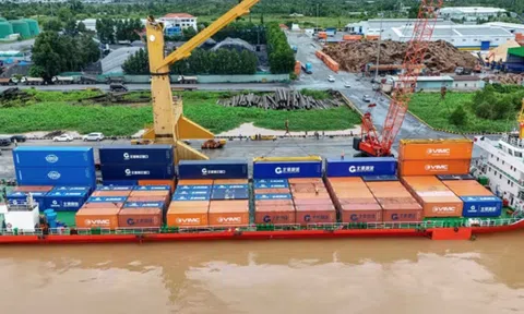 Cần Thơ đón chuyến tàu container trực tiếp từ Nam Ninh của Trung Quốc