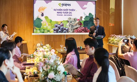 Việt Nam là thị trường trọng điểm của nho tươi Úc