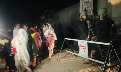 Xung đột Ấn Độ - Pakistan: Ấn Độ đưa toàn bộ lực lượng phòng không đến biên giới3