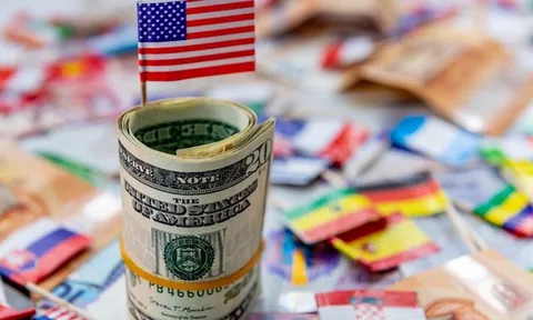 Đế chế Petrodollar thoái trào và sự trỗi dậy của trật tự tiền tệ đa cực