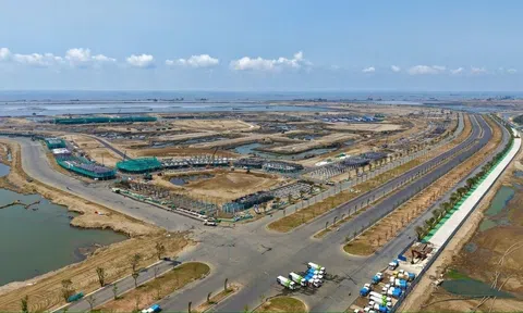 Tín dụng bất động sản vượt 2,2 triệu tỷ đồng, ngân hàng đồng loạt siết cho vay