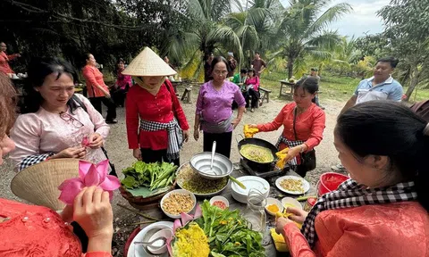 Lễ 30/4 về miền Tây: ngắm đảo ở An Giang, thăm rừng tại Cà Mau, du lịch sinh thái Đồng Tháp, Vĩnh Long, Cần Thơ