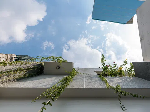 Nhà hẻm thiết kế theo 'lăng kính' của các thành viên gia đình