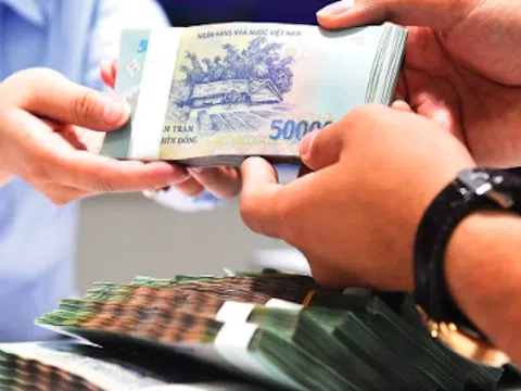 Vốn rẻ đổ vào thị trường bất động sản, lại lo tăng trưởng nóng