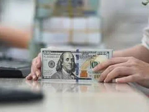 Tỷ giá liên ngân hàng tăng mạnh, NHNN bơm ròng thanh khoản