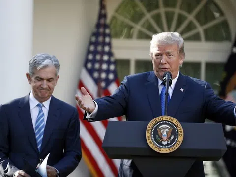Tổng thống Trump gọi Chủ tịch Fed là 'kẻ thất bại thảm hại', đòi hạ lãi suất ngay lập tức