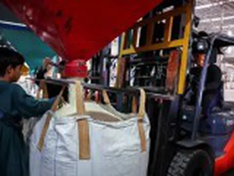 Chính sách thuế của ông Trump khiến ngành gạo Thái Lan thêm lao đao