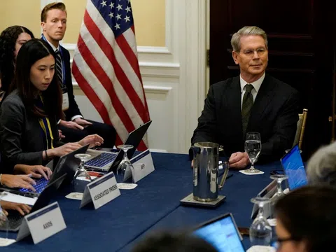 Lộ diện quốc gia đầu tiên ký thỏa thuận thương mại với Mỹ?