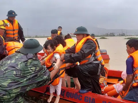 Gia Lai: Hỗ trợ 2.000 tấn gạo, 60 triệu đồng cho nhà dân bị sập hoàn toàn