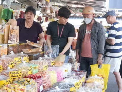 'Cấm' hộ kinh doanh có doanh thu thấp xuất hóa đơn: Hộ kinh doanh nhỏ lo gặp bất lợi