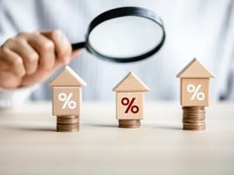 Sau cuộc họp với Thống đốc NHNN, loạt ngân hàng lập tức giảm lãi suất huy động