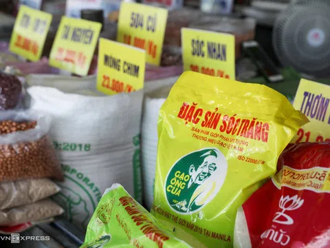 Xuất khẩu cà phê và gạo 'hụt hơi'