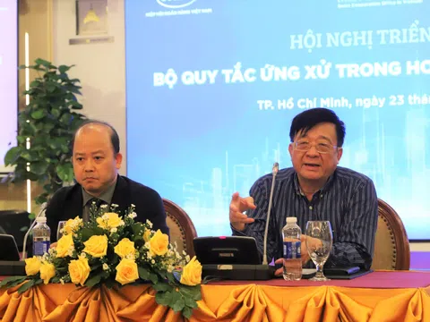 Đề nghị tạm hoãn xuất cảnh nếu nợ xấu nhóm 5