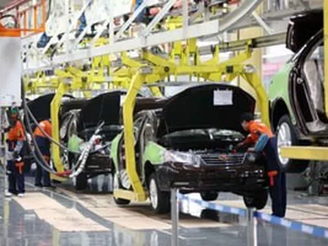 Đề xuất bỏ điều kiện kinh doanh 6 lĩnh vực, ‘tranh luận’ về giá ô tô và thị trường
