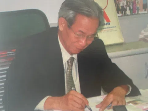 Chuyện "ông đồng tiền kẽm"