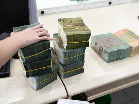 Lãi suất thỏa thuận chạm mốc 9% một năm