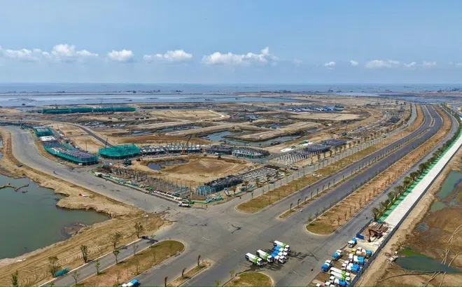 Tín dụng bất động sản vượt 2,2 triệu tỷ đồng, ngân hàng đồng loạt siết cho vay