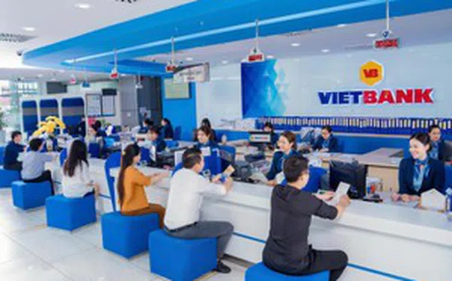 Gia đình Chủ tịch Dương Nhất Nguyên đang nắm bao nhiêu cổ phần tại VietBank?
